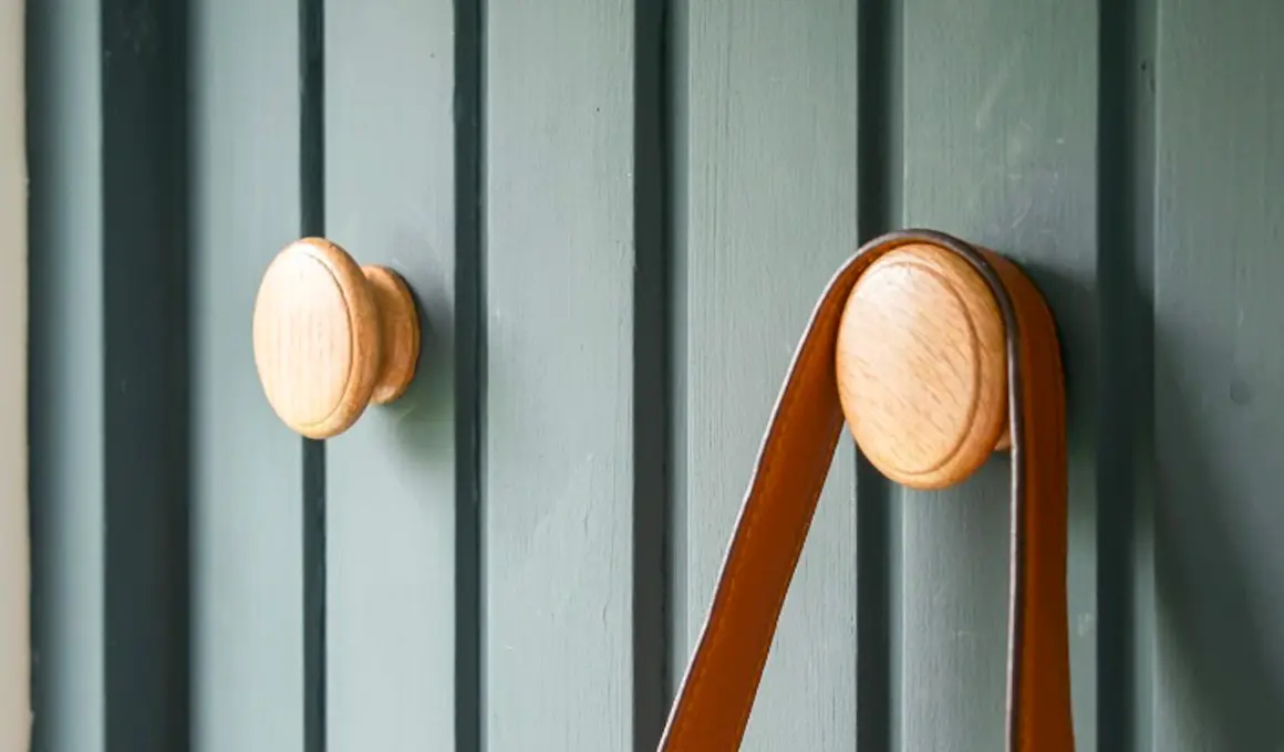 16 idées DIY pour fabriquer un porte manteau