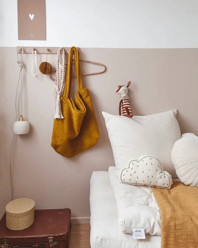deco chambre bebe rose blanc