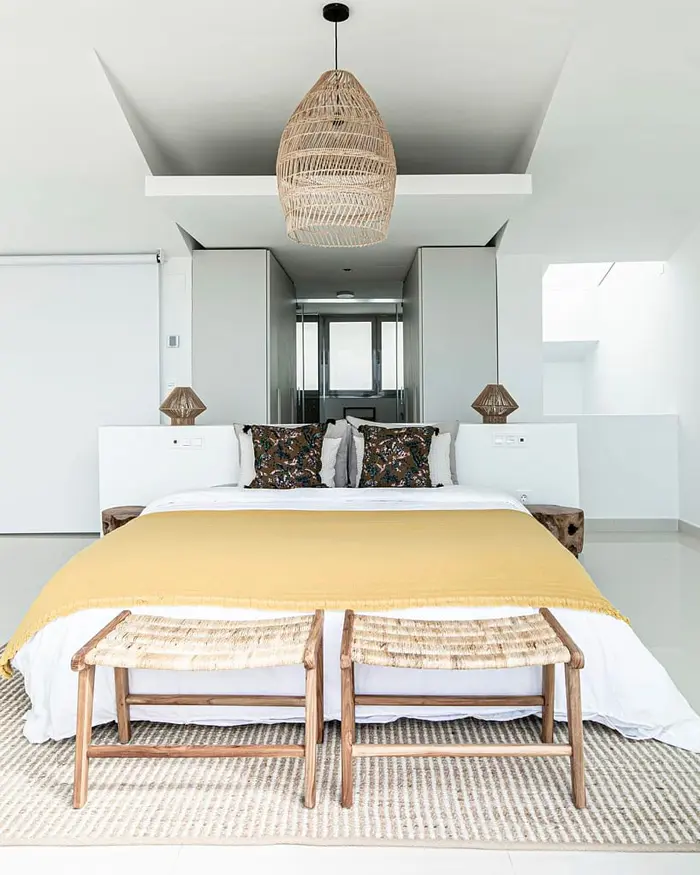 deco appartement ethnique noir bois chambre