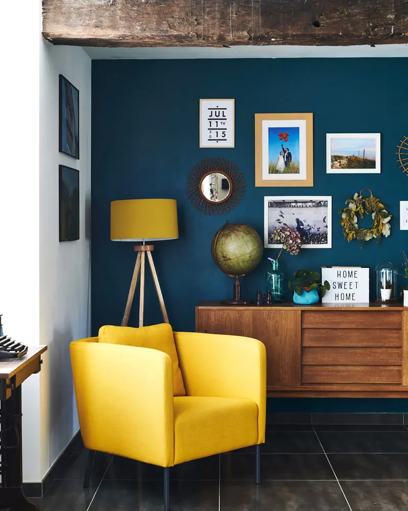 deco salon bleu canard jaune