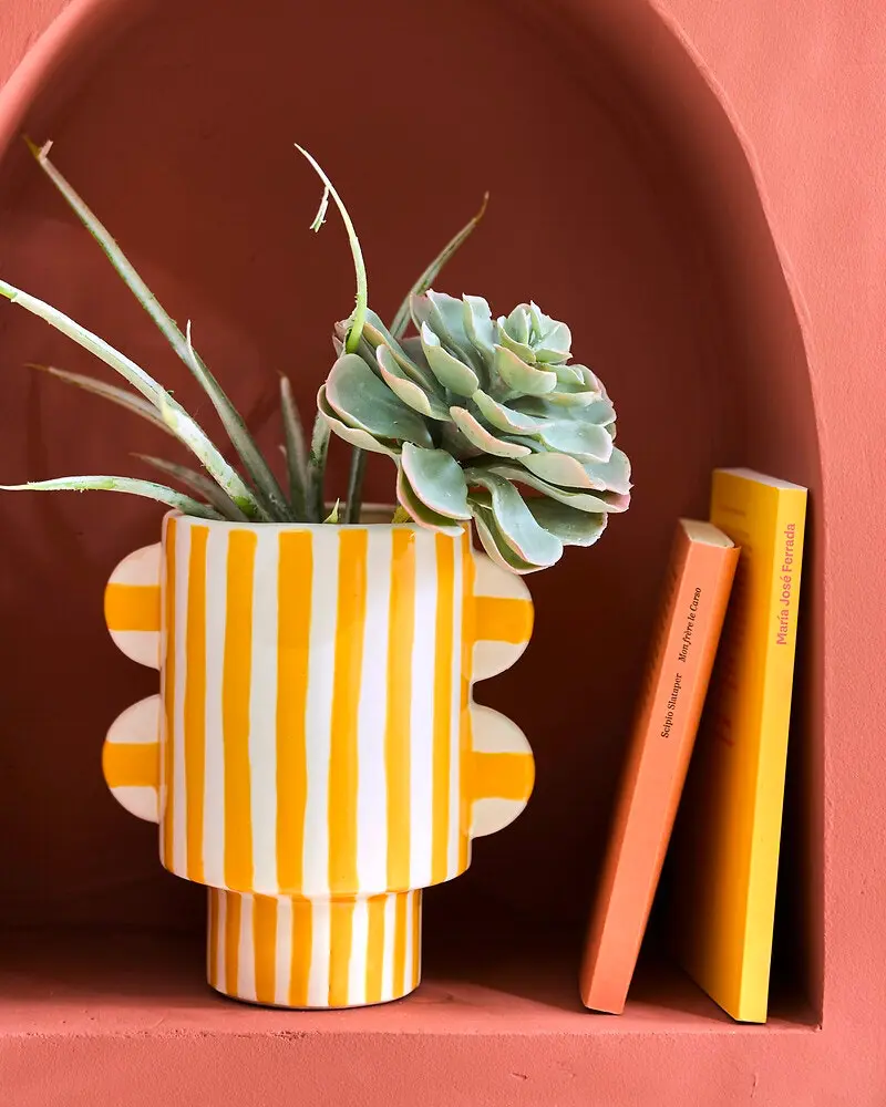 vase rayures jaune