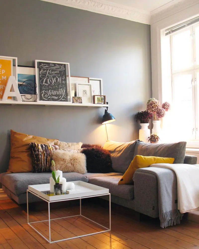 deco salon jaune moutarde metal blanc