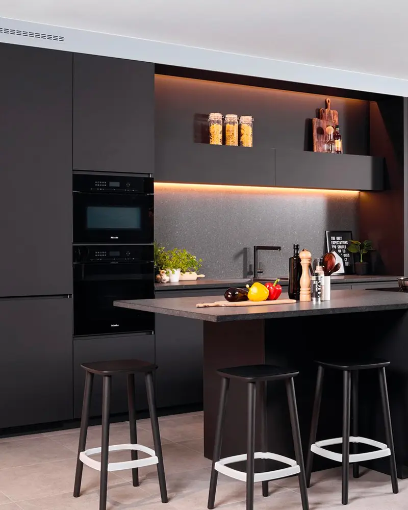 deco cuisine noire moderne