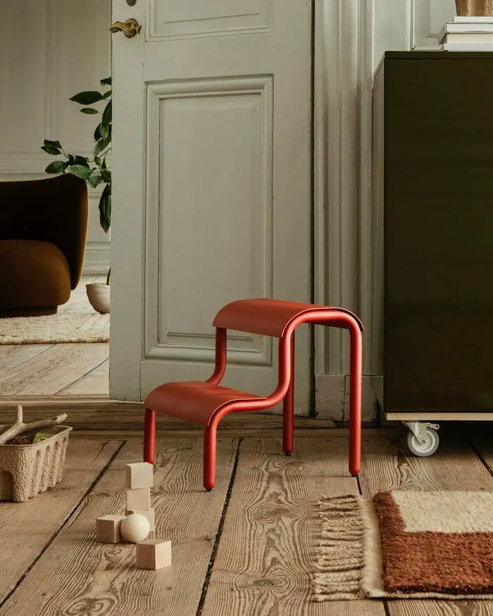 tabouret metal rouge
