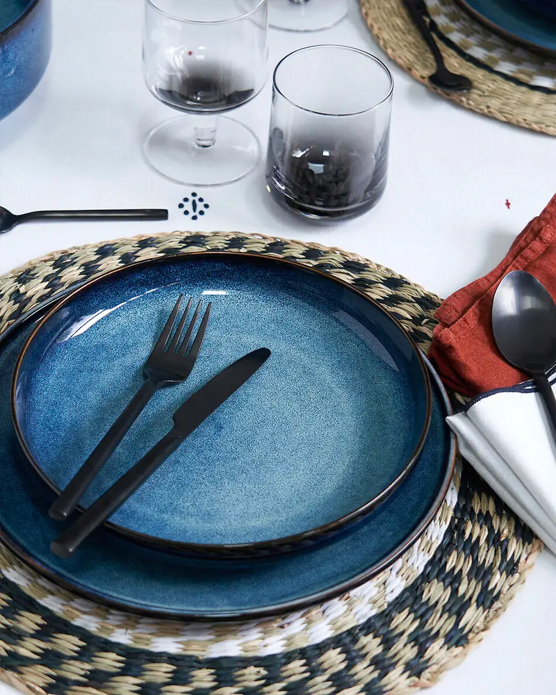 assiette bleue