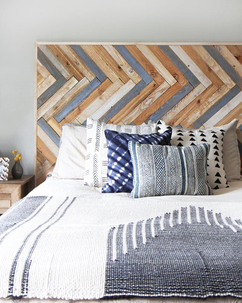 tete de lit diy bois chevrons