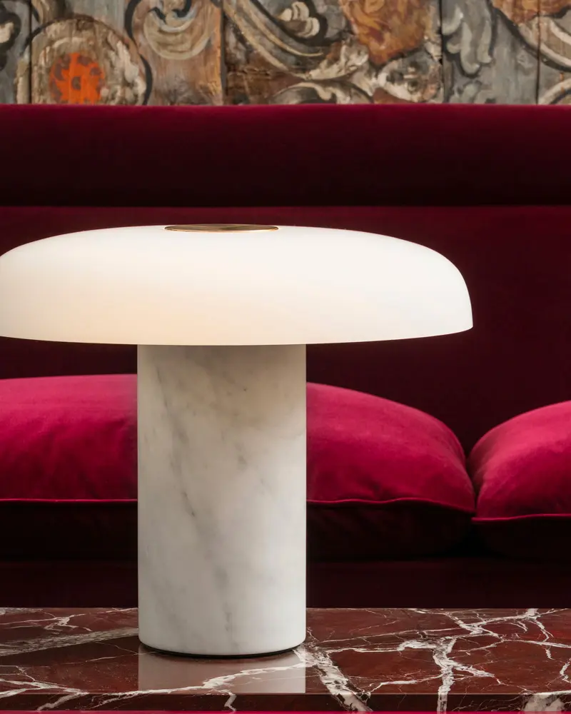 lampe moderne pied marbre
