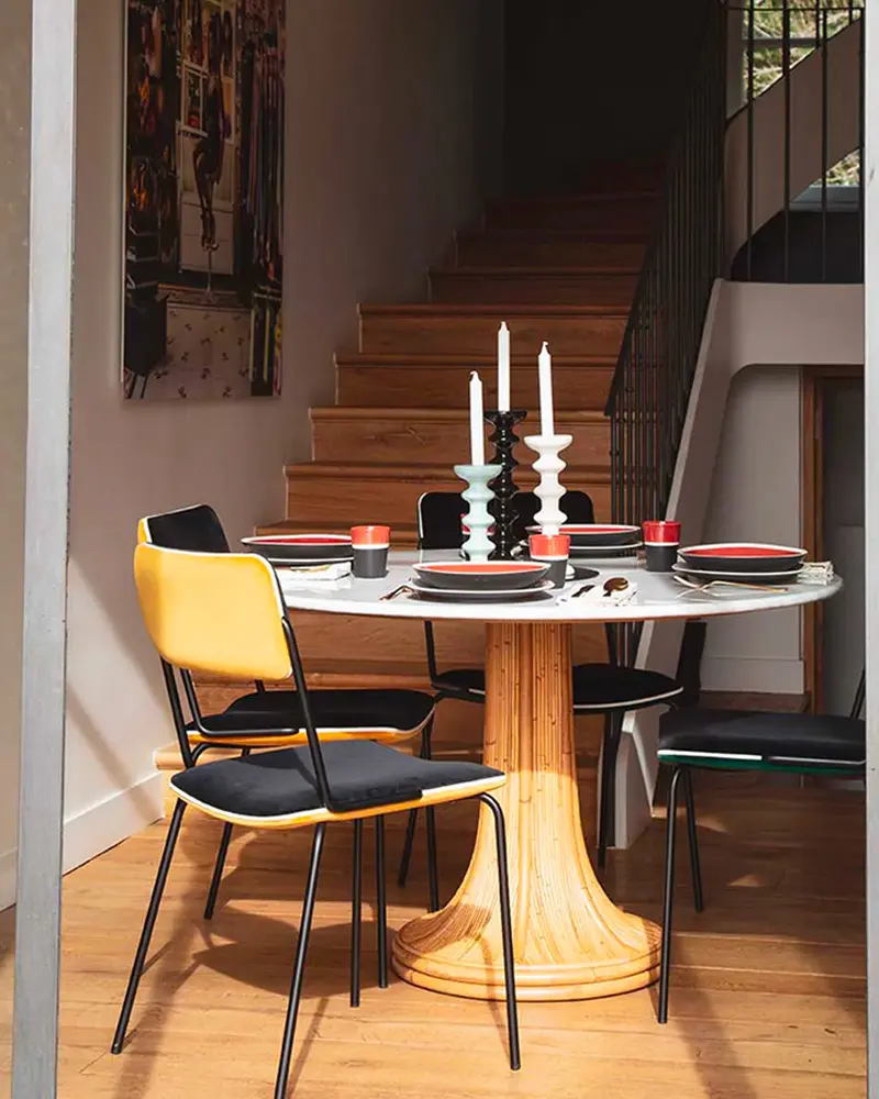 table ronde marbre blanc deco salle a manger