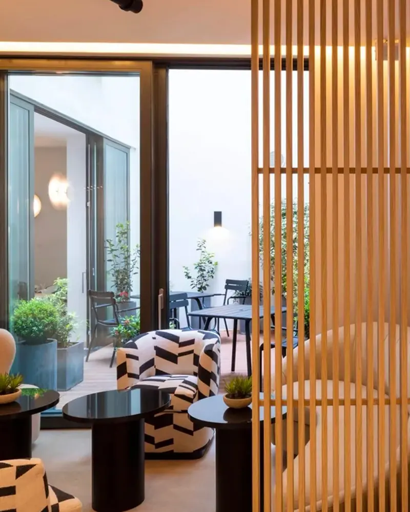 hotel este paris