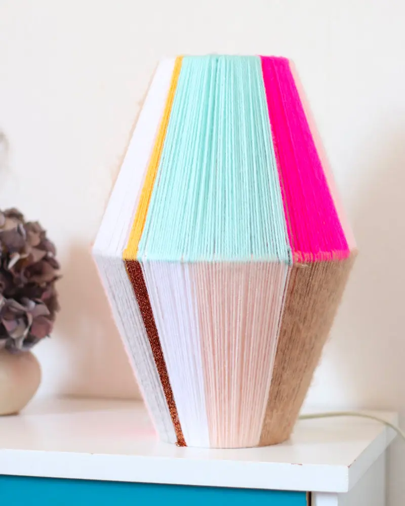 lampe laine coloree diy