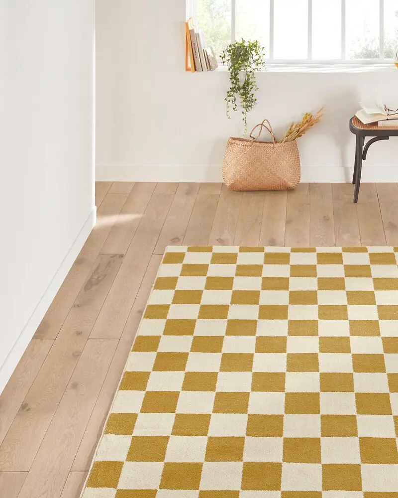 tapis damier jaune