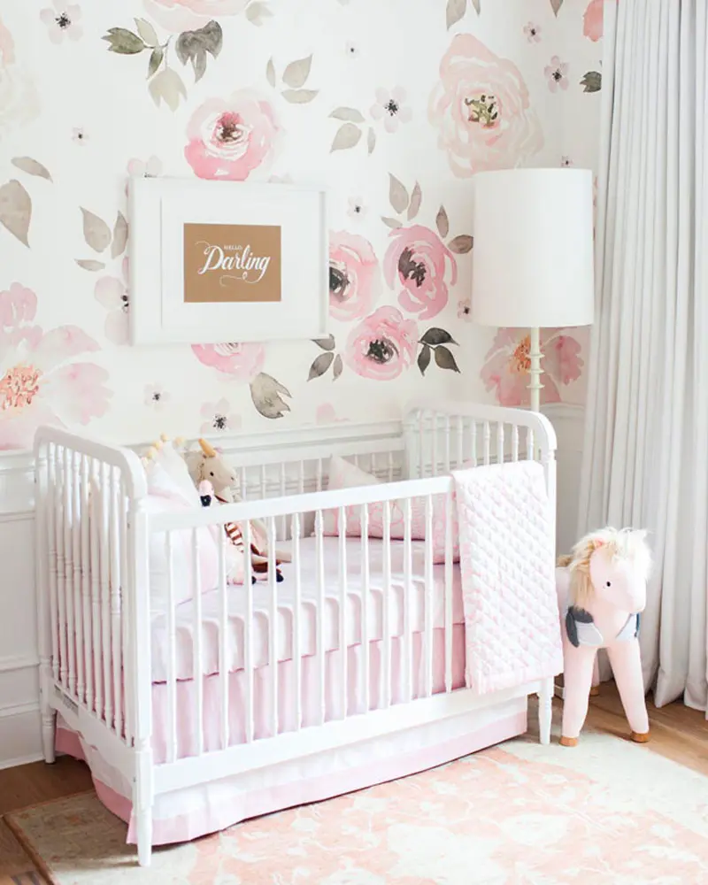 deco chambre bebe rose blanc
