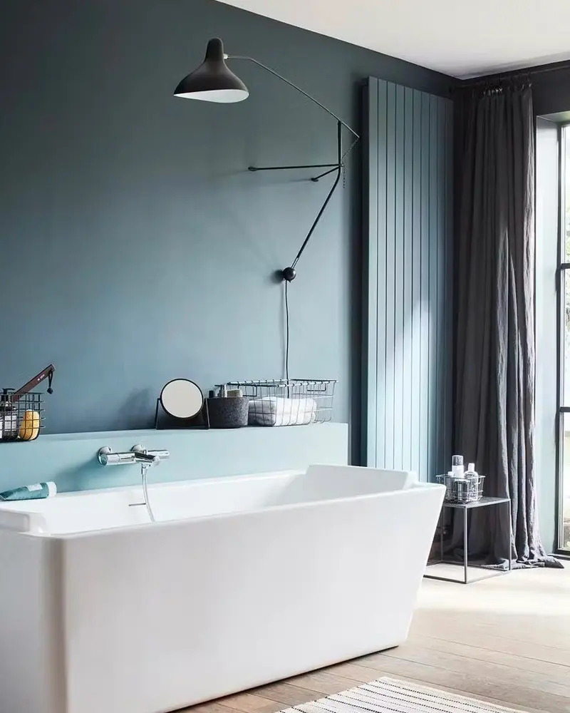 deco salle de bain bleu noir