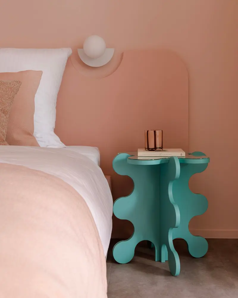 deco chambre table chevet ondulee