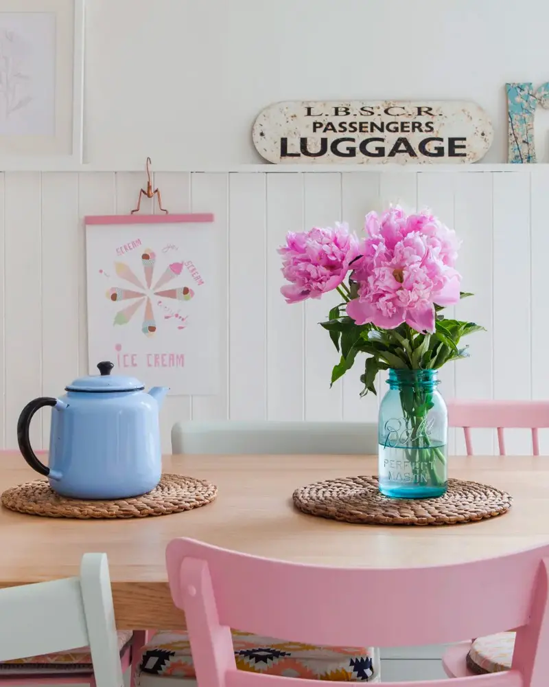 deco maison campagne rose salle a manger