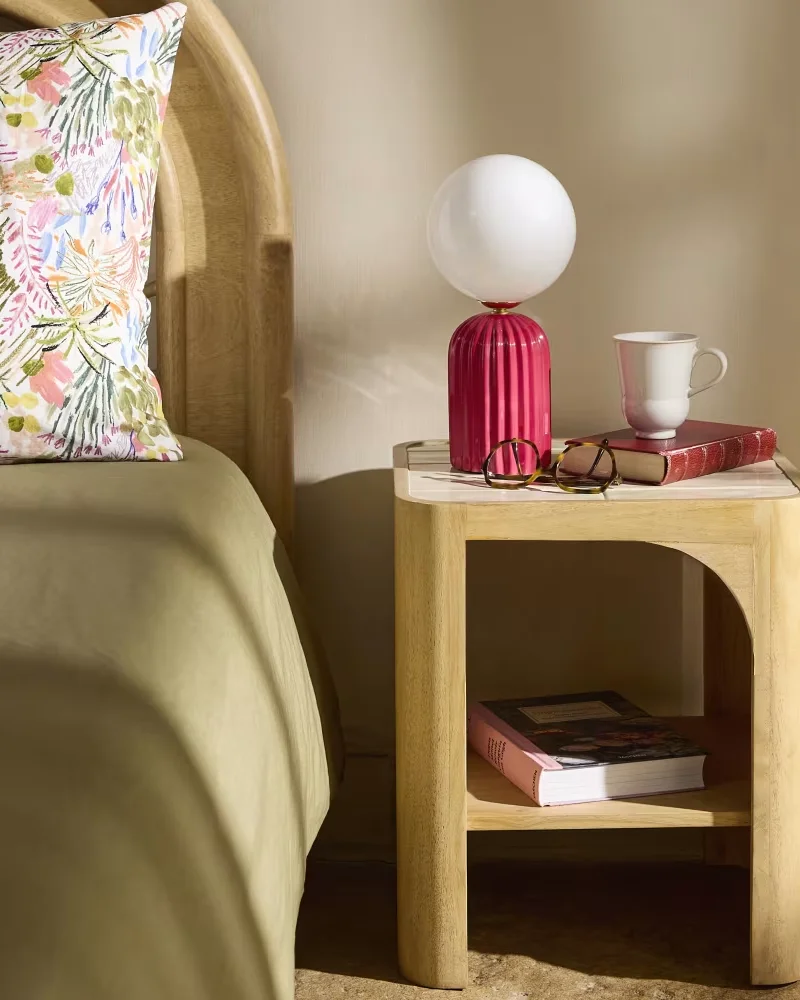 Lampe en céramique rose Maisons du Monde