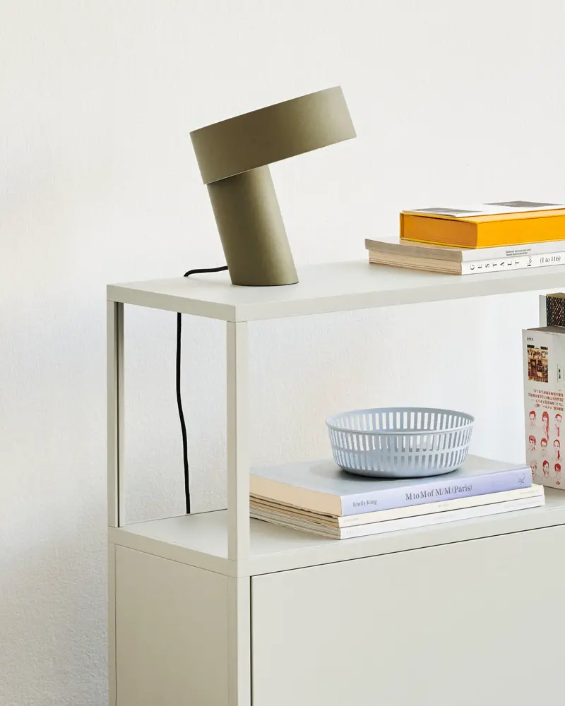 lampe metal moderne vert kaki