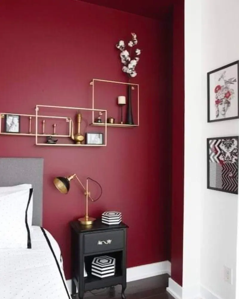mur bordeaux deco chambre