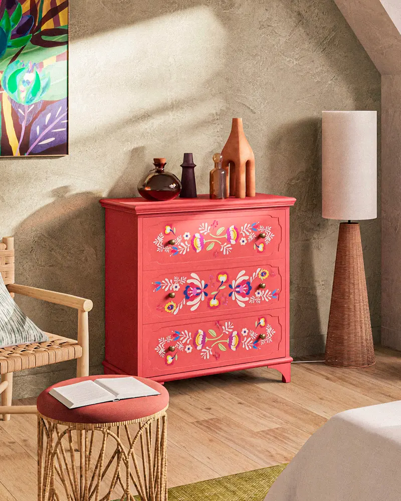 commode rose motif floral