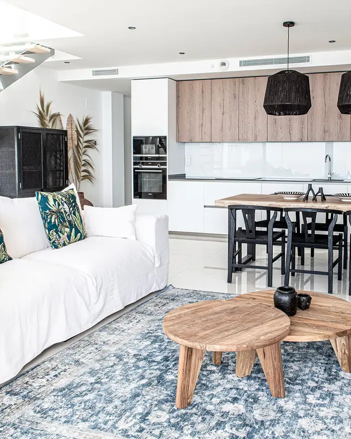 deco maison ethnique noir bois