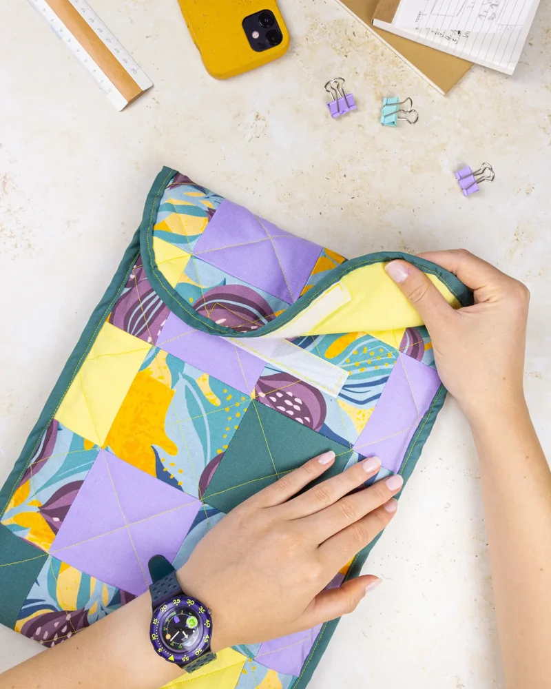 housse ordinateur diy coloree