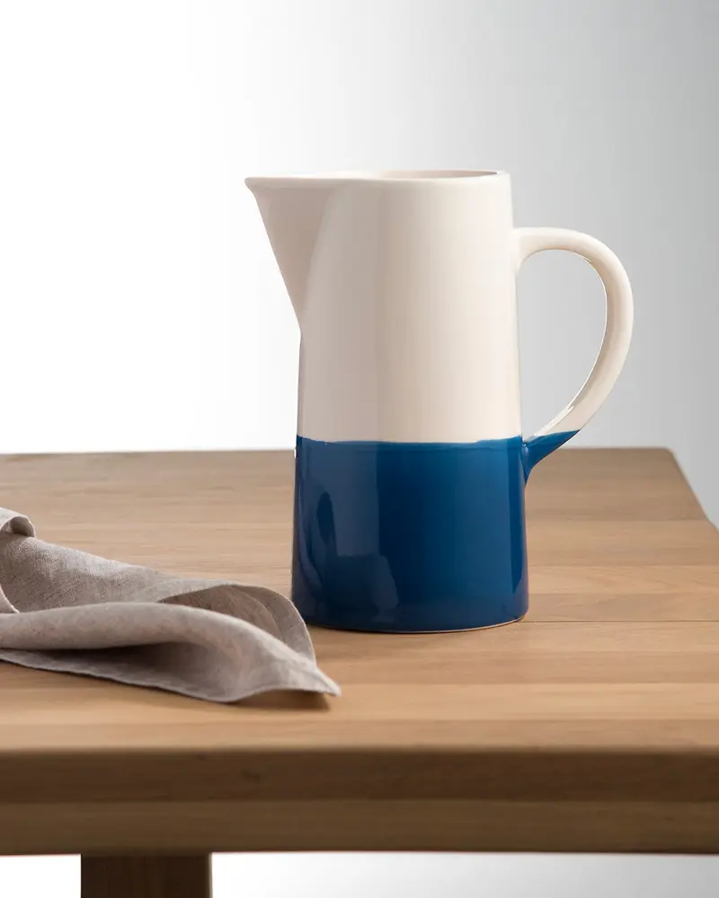 carafe bleue