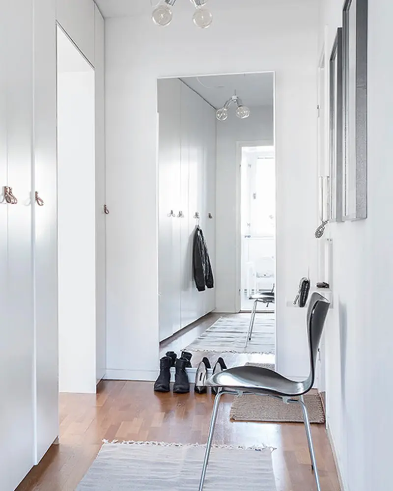 deco appartement moderne scandinave noir blanc entree