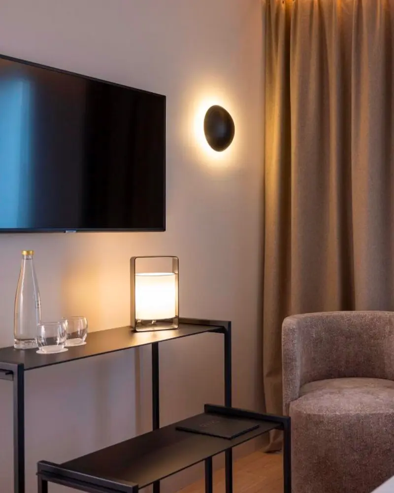 hotel este paris