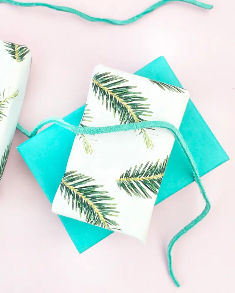papier cadeau branche sapin a imprimer