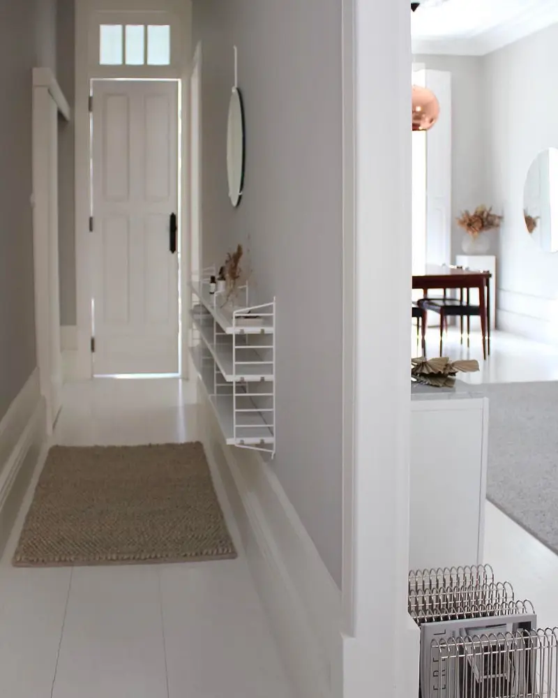 deco appartement minimaliste gris blanc entree