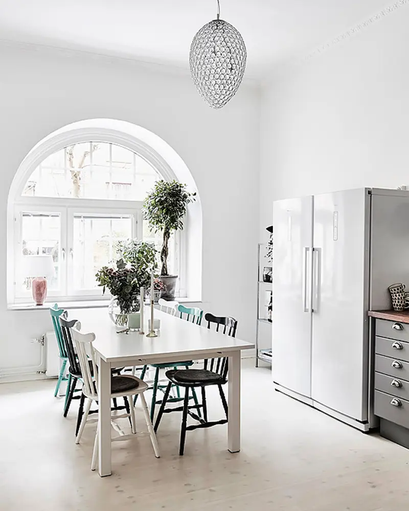deco appartement chic gris salle a manger