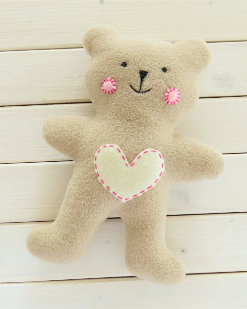 peluche ours coeur diy tissu