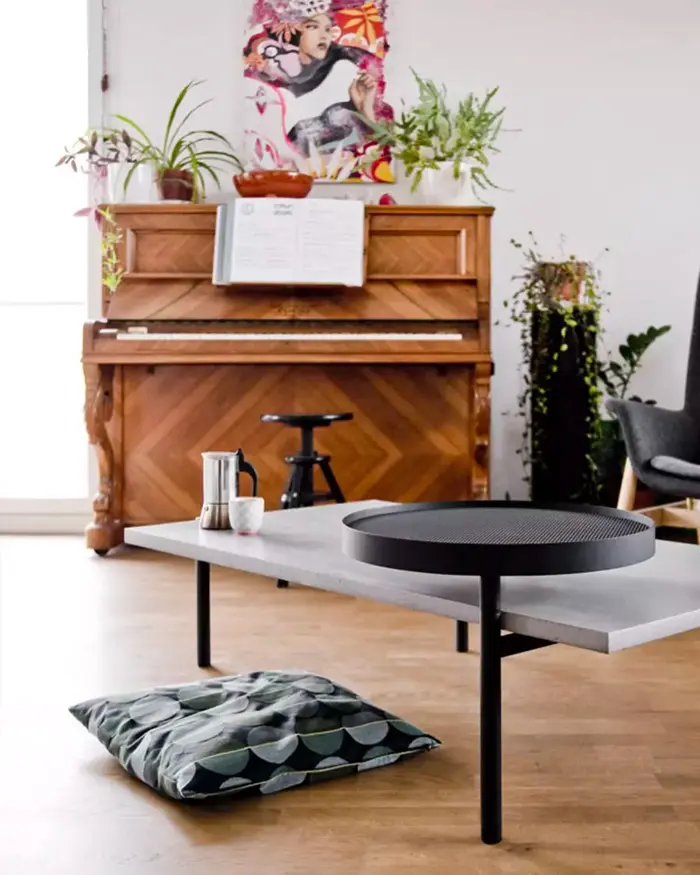 table basse metal noir beton