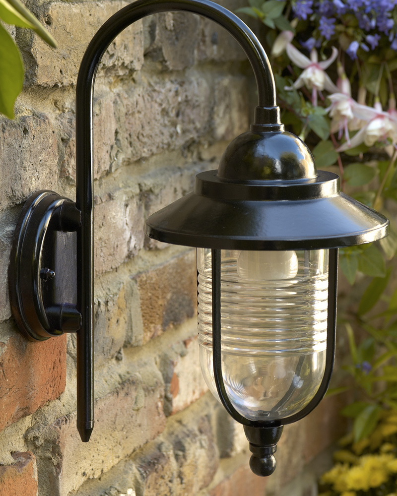 peindre luminaire extérieur diy